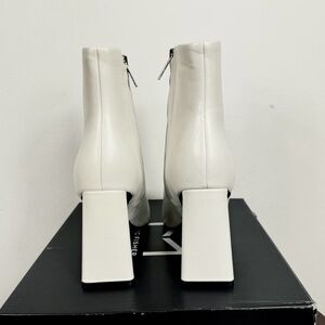 Marc Fisher White Ankle Booties Women's Size 9.5